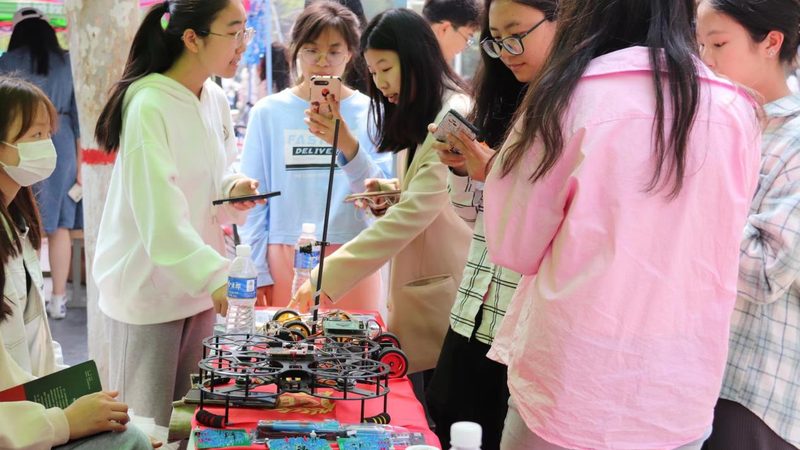 数字化解决方案实施难点与好处：揭秘企业转型的关键路径